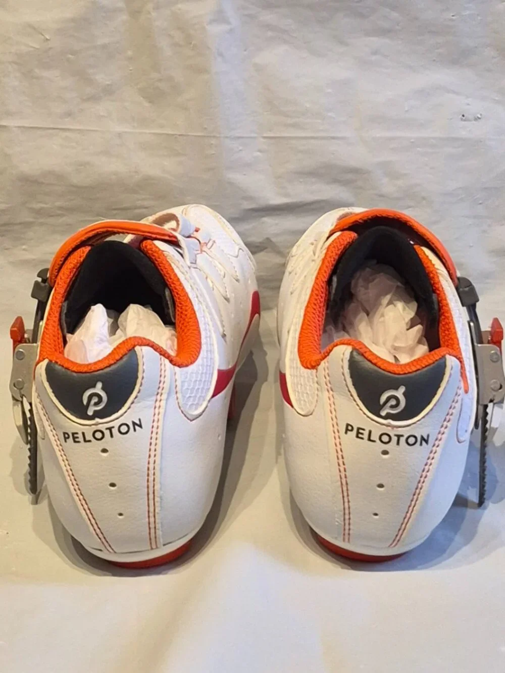 NEW In Box Peloton Womens 7.5 PL-SH-01 Women's Indoor Cycling Shoes With Cleats